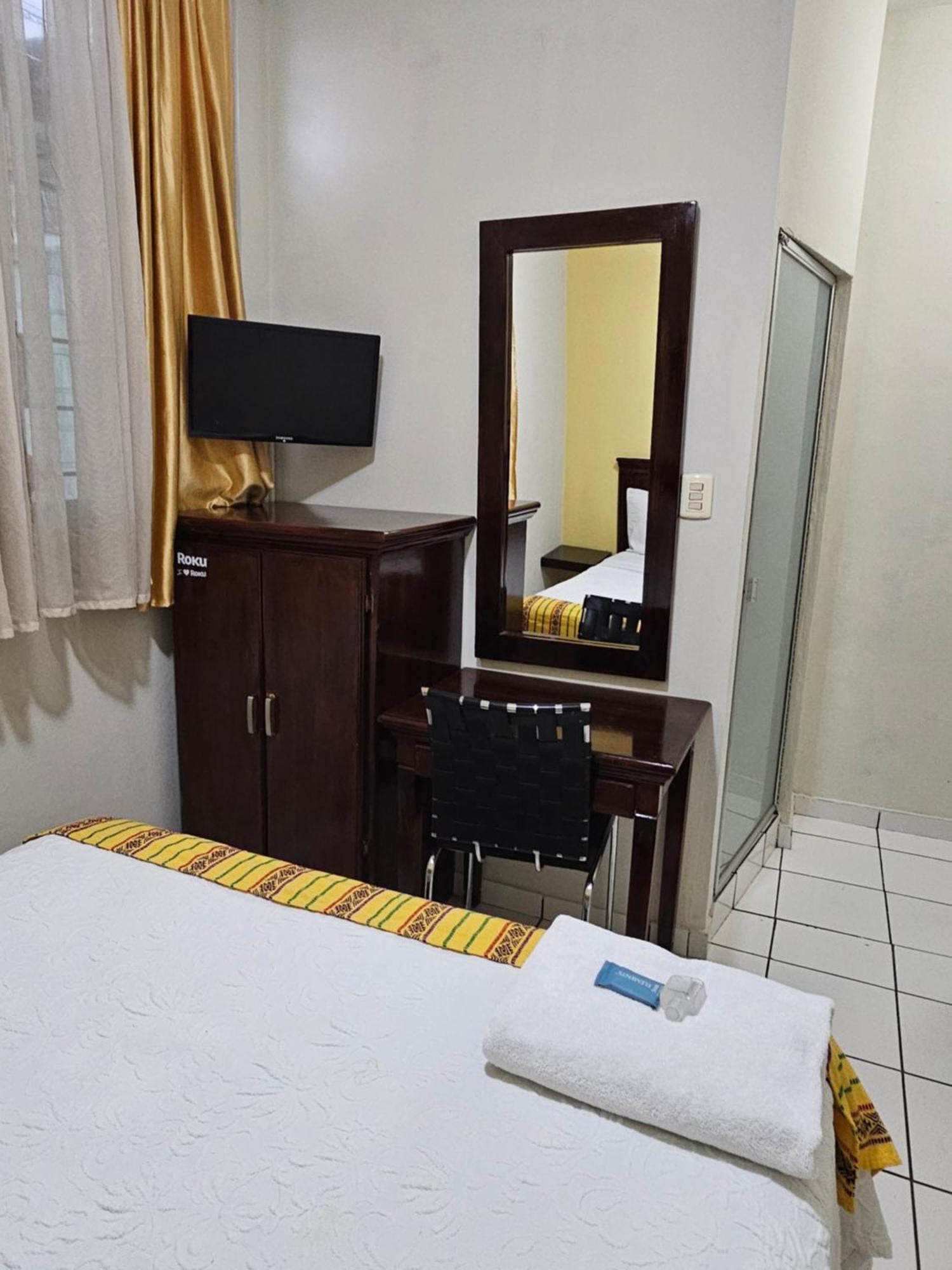 סאן סלבדור Hotel San Jose Hostal מראה חיצוני תמונה