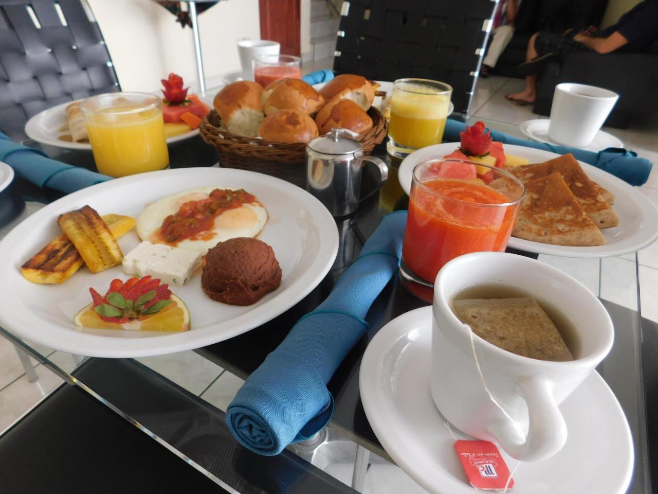 סאן סלבדור Hotel San Jose Hostal מראה חיצוני תמונה